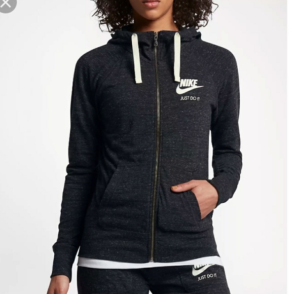 gym zip up